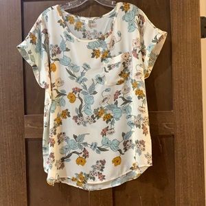 Floral dolman T-shirt top